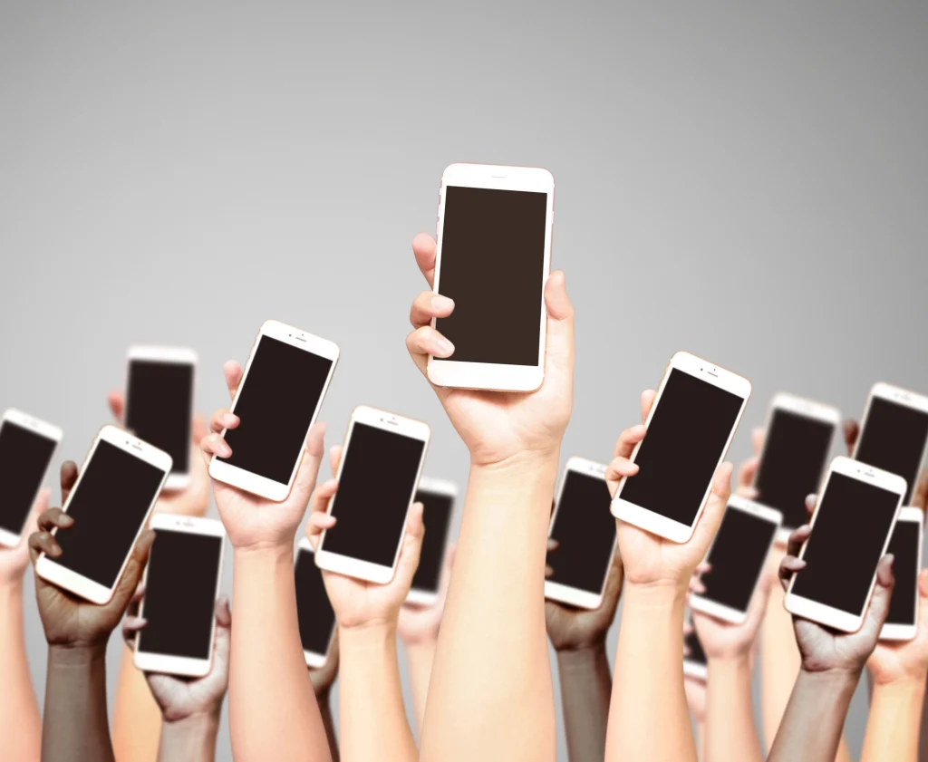 Melyik a legjobb telefon 100 000 Ft alatt?